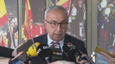 El presidente del COE, Alejandro Blanco, atendiendo a los medios.