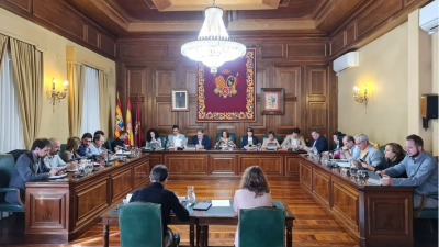 Pleno del Ayuntamiento de Teruel celebrado en mayo en el que se aprobó el programa de las Fiestas del Ángel 2022. / Ayuntamiento de Teruel