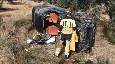 Hasta el lugar del suceso se han desplazado un oficial y tres bomberos, que han procedido a la excarcelación del hombre. / Europa Press