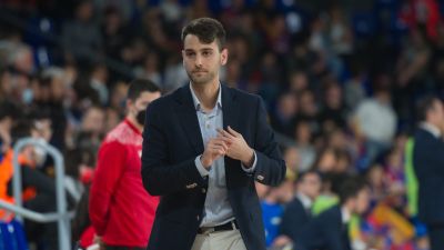 Jorge Palos durante un encuentro con Fútbol Emotion Zaragoza.
