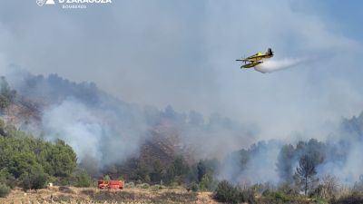 Operativo de extinción del incendio de Ateca. / Diputación de Zaragoza