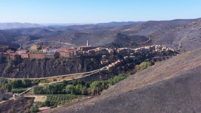Imágenes a vista de dron de los campos de Moros y su entorno tras el incendio forestal que ha afectado a 14.000 hectáreas de la comarca Comunidad de Calatayud./Aragón TV