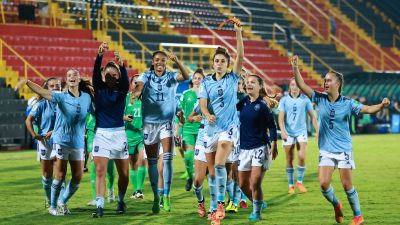 Salma Paralluelo celebra el paso a cuartos del Mundial.