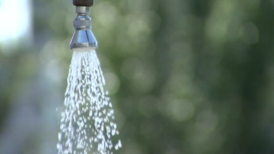 Las comunidades que más agua consumen en España son Cantabria, Murcia y la Comunidad Valenciana.
