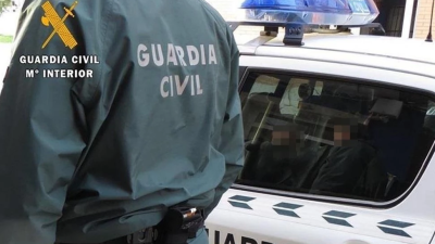 La Guardia Civil procedió a la detención del varón por un delito de malos tratos psicológicos en el ámbito de violencia de genero, atentado a agentes de la autoridad y resistencia grave. / Europa Press.