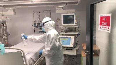 Sanidad aprueba 446 millones para reforzar el Sistema Nacional de Salud. / EFE