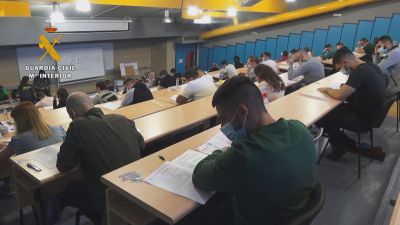 Examen de acceso para la Guardia Civil.