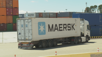 Imagen de un camión de la empresa Maersk.