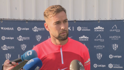 José Carrillo hablando en rueda de prensa. Foto: Aragón Deporte