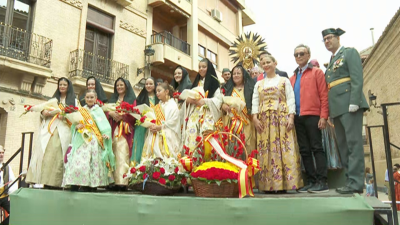 La ofrenda a la Virgen del Pilar en Fraga (Huesca).