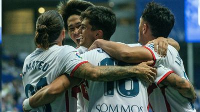Varios jugadores de la SD Huesca celebran un gol esta temporada.