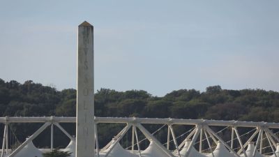 Obelisco en homenaje a Benito Mussolini en Roma.