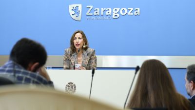 La concejala de Movilidad, Natalia Chueca, durante la rueda de prensa. / Ayuntamiento de Zaragoza