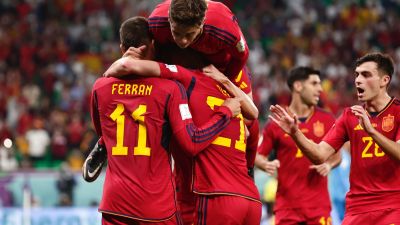 Piña de España en uno de los goles. Foto: RFEF