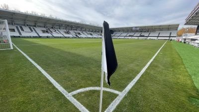 El Real Zaragoza busca este domingo una victoria en Burgos.