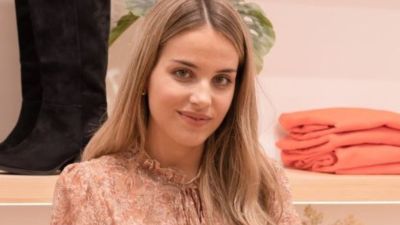 La influencer zaragozana Pati López en una foto en colaboración con un centro comercial.( @patil0pez