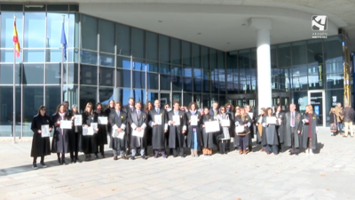 Concentración de los letrados de la Administración de Justicia en los juzgados de Zaragoza.