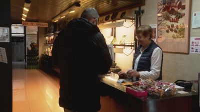 Se refuerza la presencia policial para evitar hurtos en los comercios.
