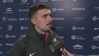 Joaquín Muñoz en zona mixta.