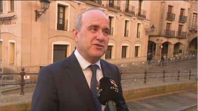 El rector de la UNED, Ricardo Mairal, este miércoles en Alcañiz.