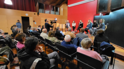 Mesa redonda 'El papel de la mujer en el desarrollo socioeconómico del valle de Benasque'. / Gobierno de Aragón