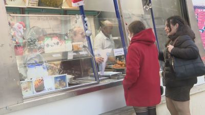 Establecimiento de venta de chocolate con churros.