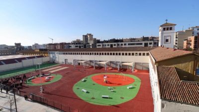 La nueva plaza ubicada en la antigua fábrica de Giesa. / Daniel Marcos