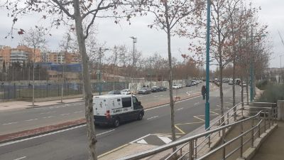 La Guardia Civil traslada a la detenida hasta la prisión de Zuera.