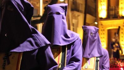 Barbastro enseña a cofrades de toda España cómo es su Semana Santa. / Semana Santa Barbastro.