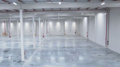 Interior de la nueva nave inaugurada este lunes en Plaza