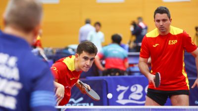Jorge Cardona, durante la competición de dobles del ITTF Costa Brava Spanish Para Open 2023.