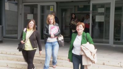Las representantes de los sindicatos tras la reunión mantenida este viernes con el Gobierno de Aragón.