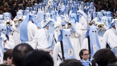 La Hermandad de Cristo Resucitado es una de las que lleva tercerol. /José Antonio Flores.