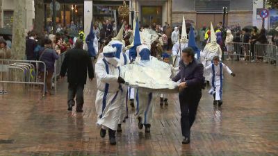 La teóloga Cristina Inogés pronuncia el discurso del pregón de la Semana Santa de Zaragoza