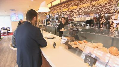 El sector servicios, a la cabeza en reducción del paro.