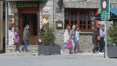 Los turistas llenan Aragón durante la Semana Santa.