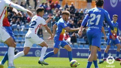 La SD Huesca encadena ya 13 partidos sin ganar como visitante este curso.