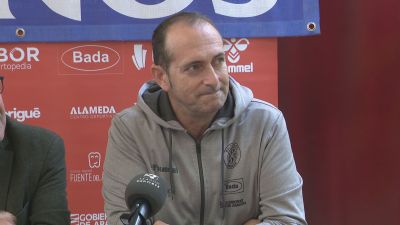 El entrenador del Bada Huesca en la previa ante el Rebi BM Cuenca