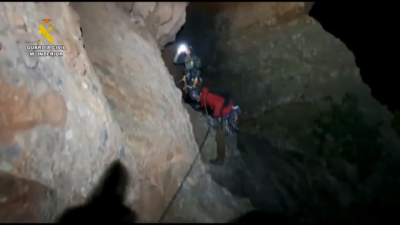 Los especialistas del Greim de Huesca rescataron este viernes a tres escaladores. / Guardia Civil