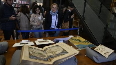 Día de puertas abiertas en la Biblioteca Nacional. (EFE/ Víctor Lerena)