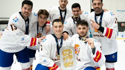 La selección española se proclamaba campeona del Mundial de hockey hielo celebrado en Madrid