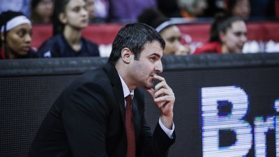 Carlos Cantero durante un partido con Casademont Zaragoza