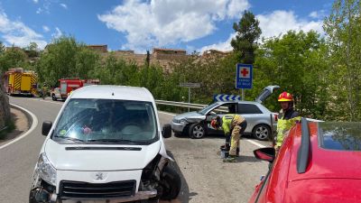 Imagen de los vehículos siniestrados. / Diputación de Teruel