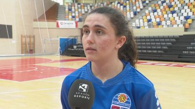 María Moreno hablando para Aragón Deporte