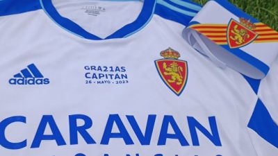 Camiseta de homenaje a Alberto Zapater.