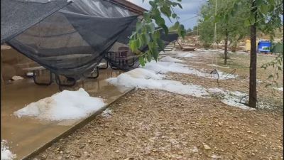 Granizo acumulado en Frula.