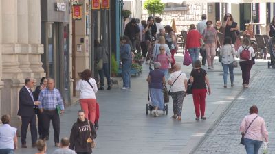 La ciudad de Teruel se ha volcado con los vecinos afectados por el derrumbe.