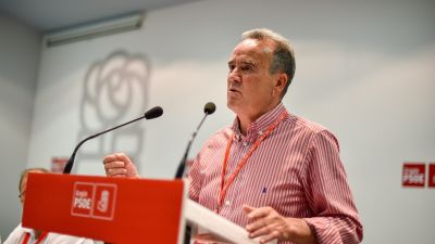 El secretario general provincial del PSOE Zaragoza y de nuevo candidato a la Presidencia de la DPZ, Juan Antonio Sánchez Quero. / Europa Press