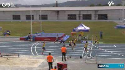 Luis Tello y Aarón Gastón, a su entrada en la meta en la prueba de los 400m.