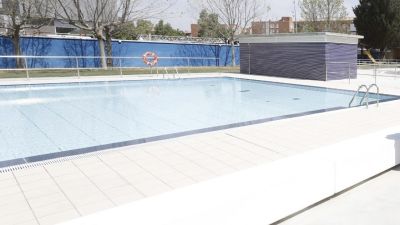 Piscina municipal de Casetas. / Ayuntamiento de Zaragoza.